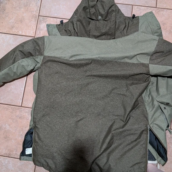 Columbia Women's Suttle Mountain™ Long Insulated Jacket - Picture 2 of 12